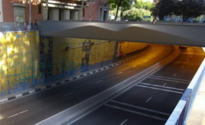 Pasarela peatonal en Manuel Becerra