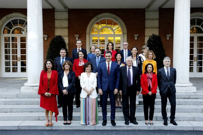 Foto de família del Govern i reunió del Consell de Ministres