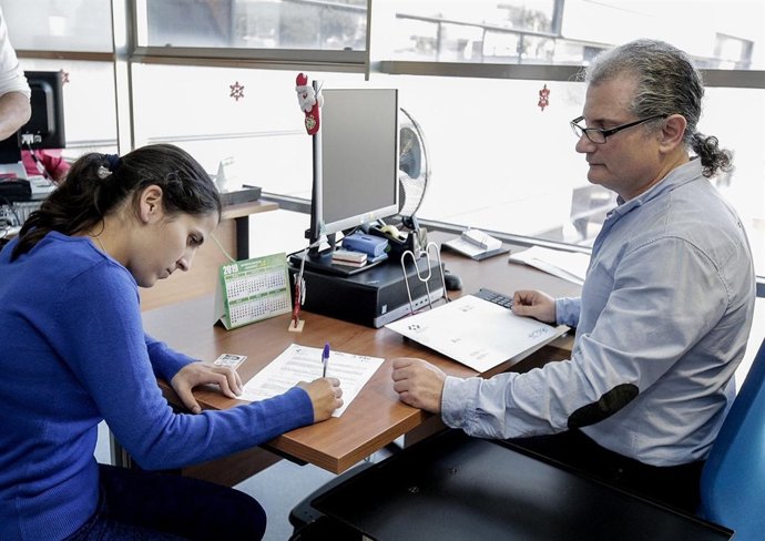 Entrega documents d'iDental