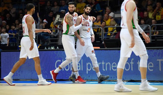Shengelia celebra una canasta de Baskonia