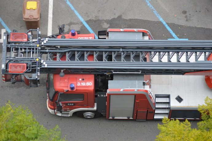 Ferits dos operaris per una deflagració de gas en un bar de Lleida