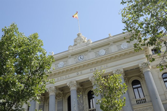 Fotos de recurs del Palau de la Borsa de Madrid