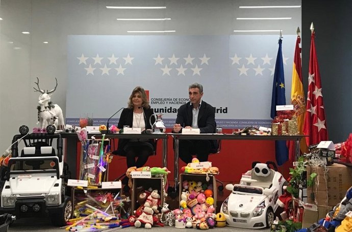 La Comunidad retira 9.F03 productos navideños por incumplimiento