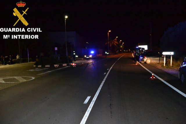 Guardia Civil Remitiendo Notas De Prensa Y Fotos