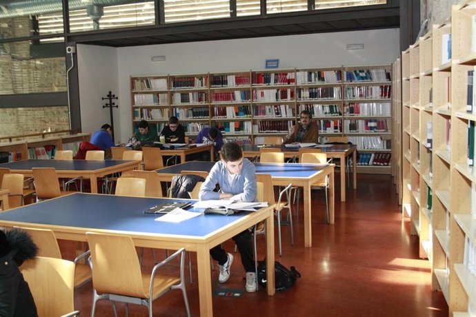 Universidad, Estudiantes, Estudios, Libros, Biblioteca, Lorenzana