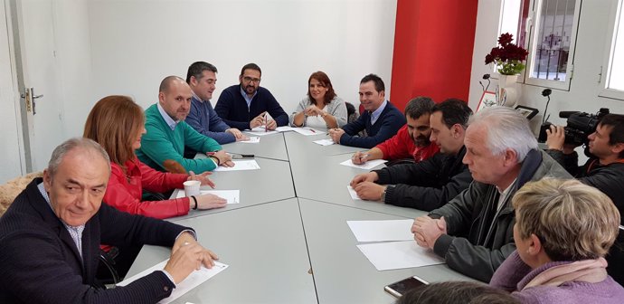 Gutiérrez en la reunión del PSOE de Talavera