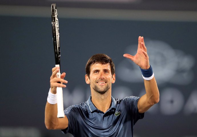 Novak Djokovic en el torneo de exhibición de Abu Dabi