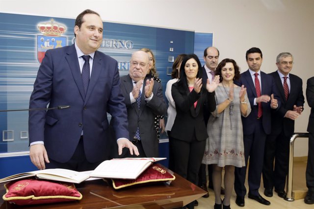 Pedro Pérez Eslava toma posesión como  interventor  general 