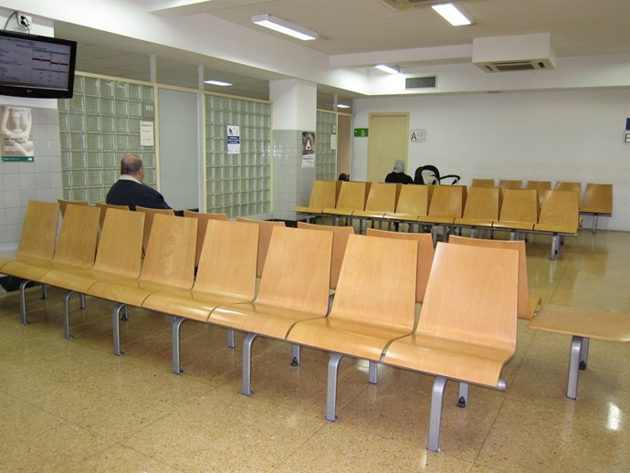 Sala d'espera En El CAP Mans De Barcelona