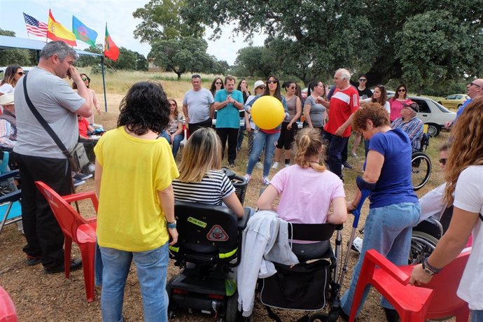 Actividad de Apamex y Cocemfe Badajoz