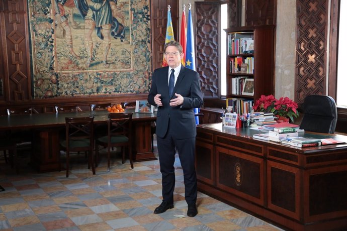 Puig en su despacho del Palau de la Generalitat
