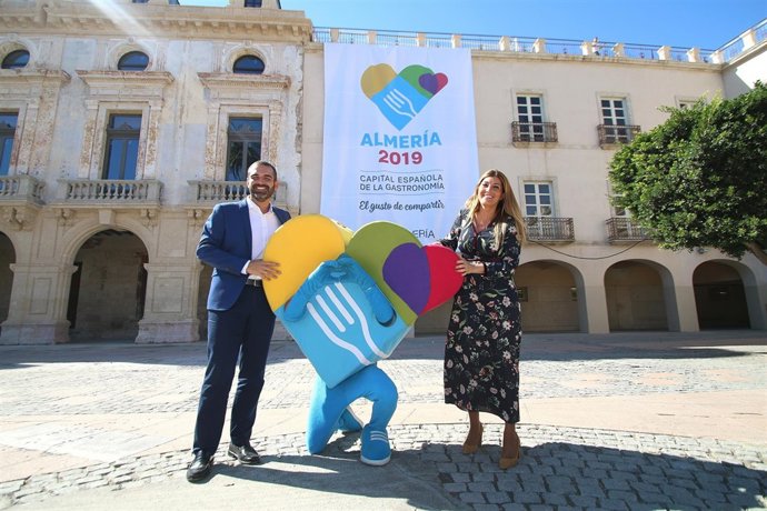 En Almería, celebración tras ser elegida la ciudad Capitalidad Española de la Ga