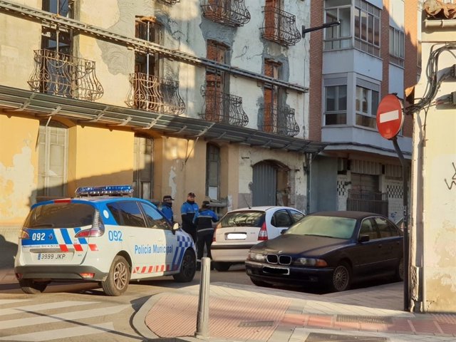La Policía intercepta al conductor en la calle Estación