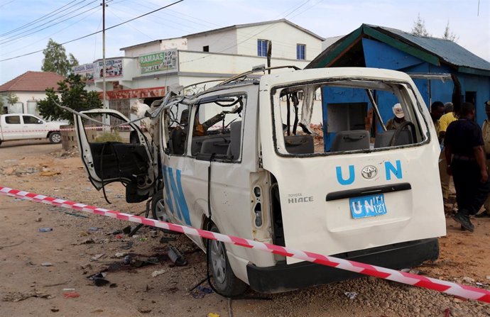 Una furgoneta de la ONU después de una explosión en Somalia