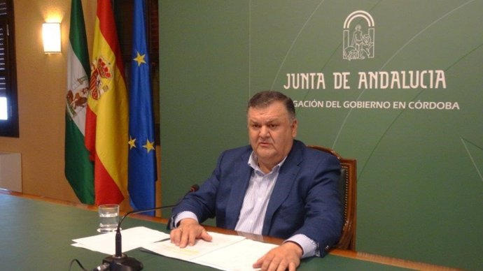 Francisco Zurera en la rueda de prensa