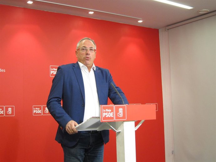 El senador del PSOE Francisco Martínez Aldama