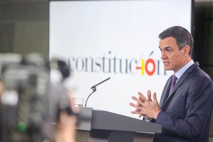 Pedro Sánchez hace balance de gestión tras pasar seis meses en la Moncloa 