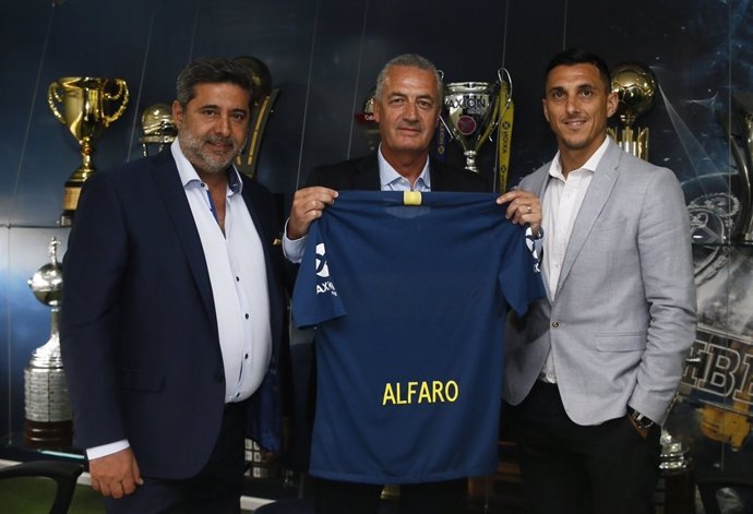 El nuevo entrenador de Boca Juniors, el argentino Gustavo Alfaro