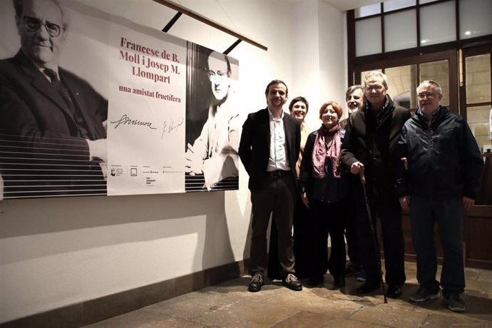 Exposición 'Francesc de B. Moll y Josep M. Llompart. Una amistad fructífera'
