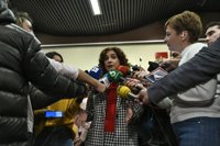 La ministra de Hacienda pide que no haya "fallas" contra la violencia machista ante "preocupantes" pactos con VOX