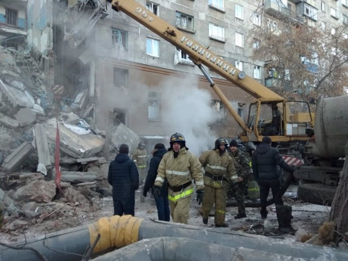 Derrumbe de un bloque de pisos en Magnitogorsk, Rusia