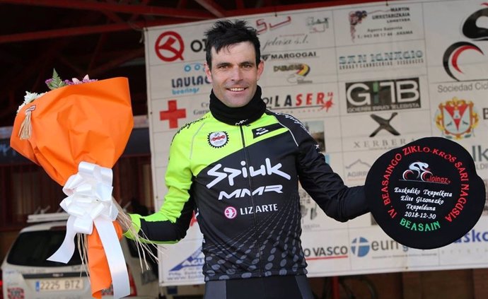 Javier Ruiz de Larrinaga, corredor de ciclocross