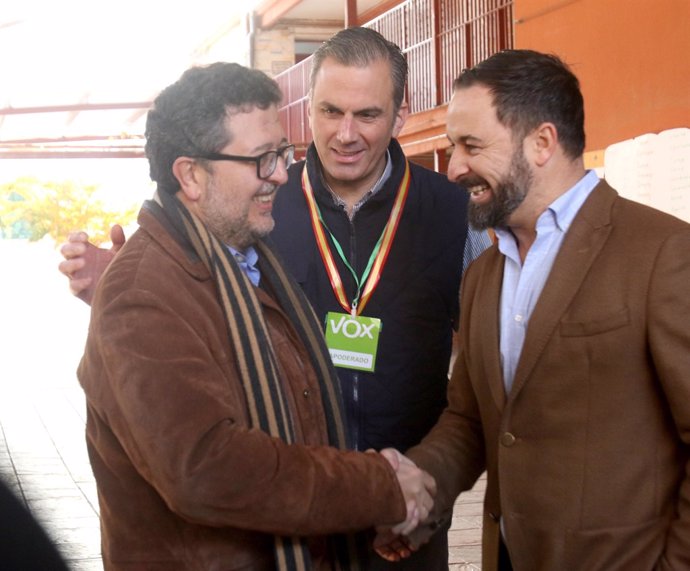 Francisco Serrano, Javier Ortega i Santiago Abascal
