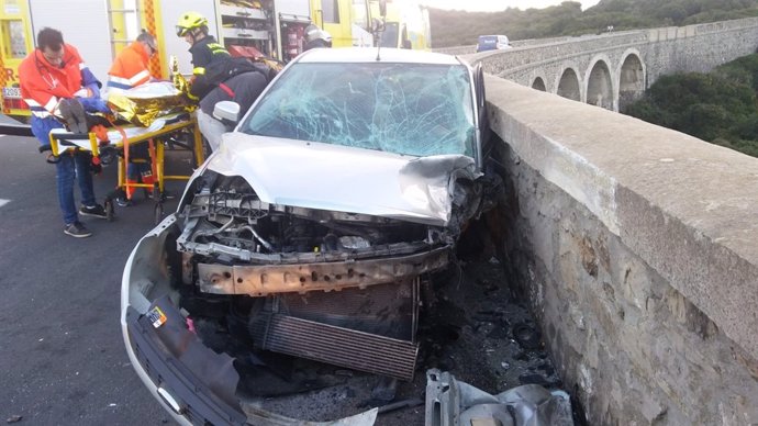Accidente de tráfico en Tarifa este viernes, 4 de enero
