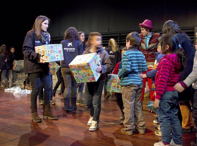 CaixaProinfancia ofrecerá regalos de Reyes a 450 niños en Zaragoza