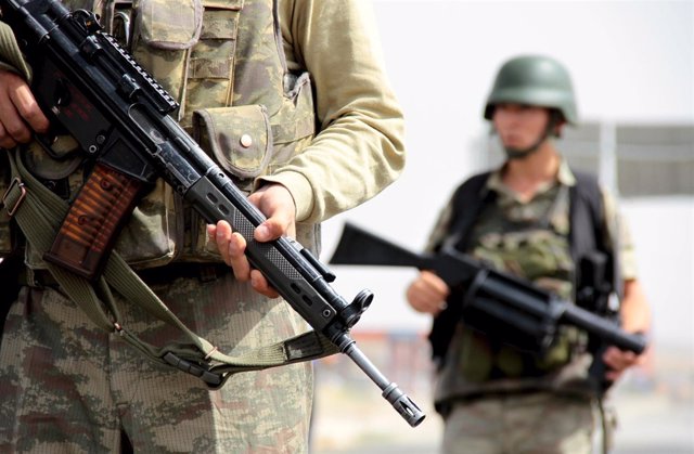 Soldados turcos en el distrito de Cizre, provincia de Sirnak