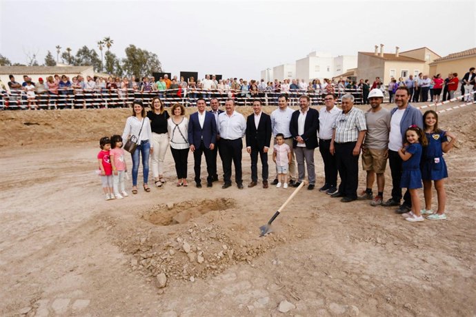 Solar donde se va a levantar el espacio escénico de Pulpí