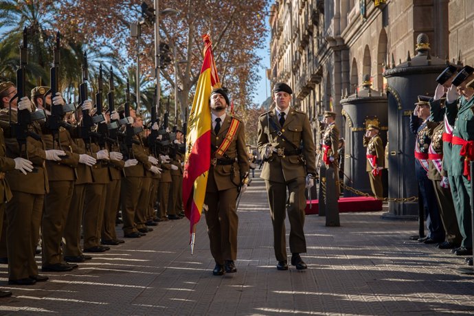 L'inspector general de l'Exrcit F.Aznar Lladre de Guevara presideix la Pasqua L