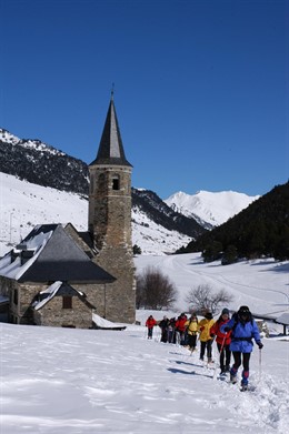 Turismo de invierno, raquetas de nieve, turismo activo, Val d'Aran