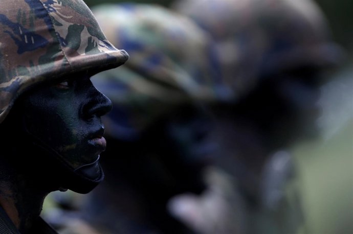 Oficiales de las Fuerzas Aéreas de Brasil durante un desfile en Brasilia.