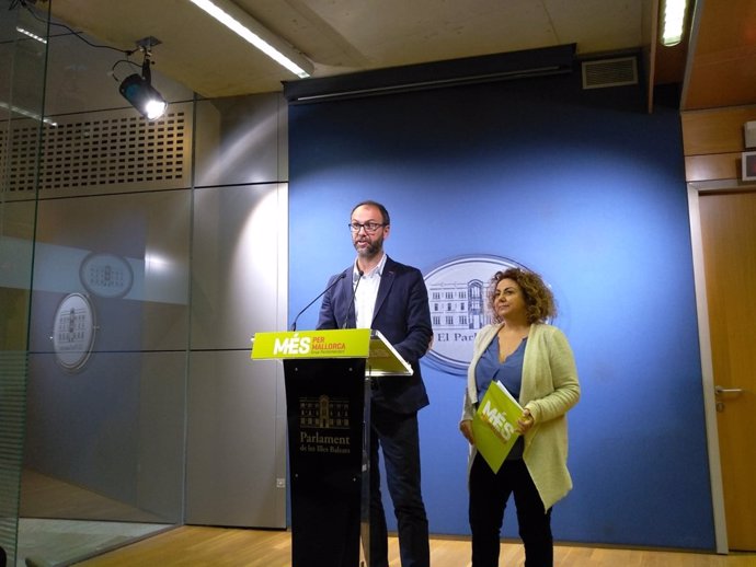 Diputados de MÉS, Miquel Gallardo y Joana Aina Campomar