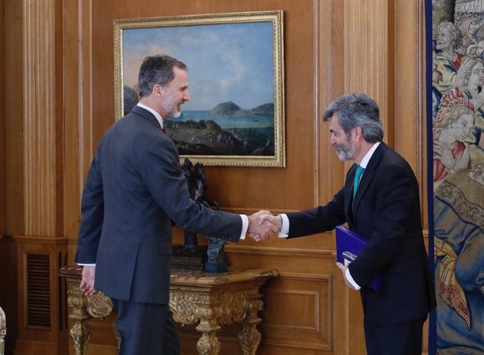 El Rey se reúne con el presidente del Tribunal Supremo y del CGPJ, Carlos Lesmes