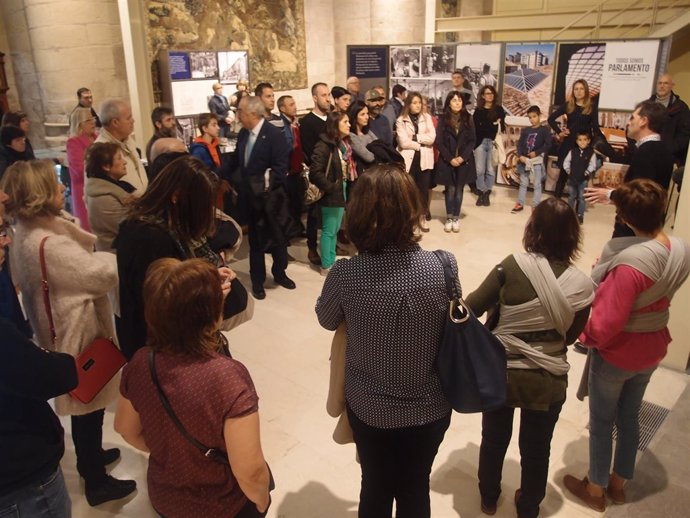 Visita exposición del Parlamento de La Rioja