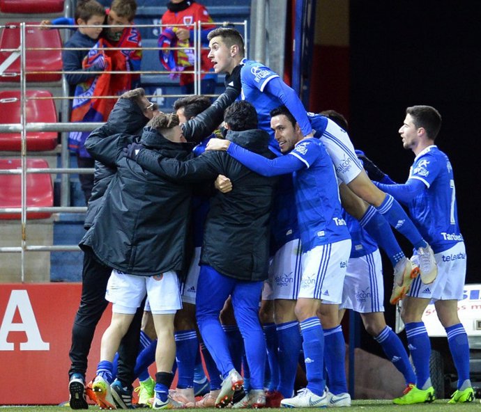 El Oviedo celebra el 2-3 ante el Numancia