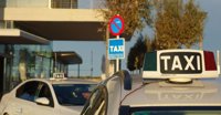Noguera muestra su apoyo a los taxistas tras los últimos atracos