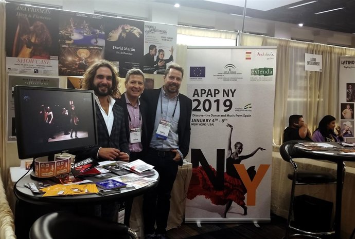 [Grupoeconomiacat] Foto Y Nota De Prensa: Casi Una Decena De Firmas De Artes Esc