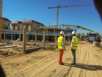 La gestora de los pisos del IVIMA afirma que las condiciones de los inquilinos siguen iguales