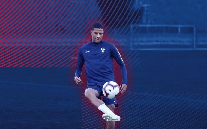 El nuevo jugador del FC Barcelona Jean-Clair Todibo