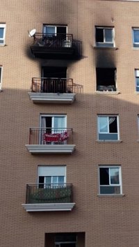 Trasladado a la Unidad de Grandes Quemados de Sevilla el herido grave en el incendio de Cuevas (Almería)