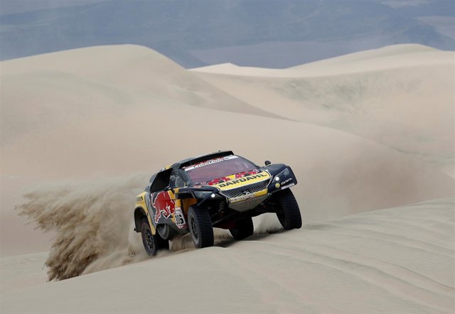 Sebastien Loeb (Peugeot) en el Dakar