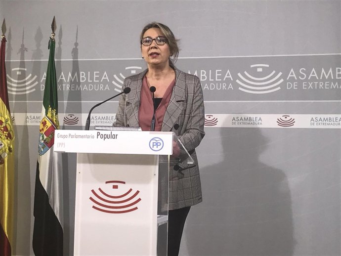 La portavoz del Grupo Parlamentario Popular, Cristina Teniente