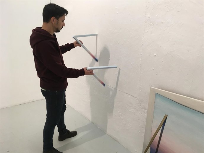 El artista murciano Ramón Sánchez Resalt prepara su exposición