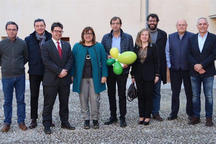 La consellera Busquets con miembros de los Clústers de Baleares