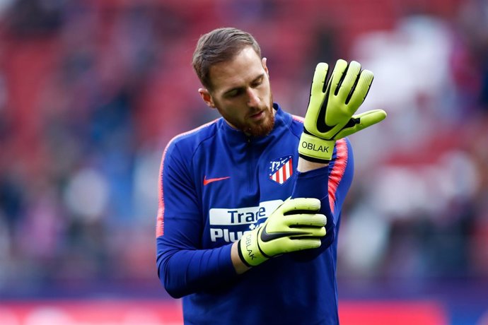 Soccer: La Liga - Atletico de Madrid v Alaves