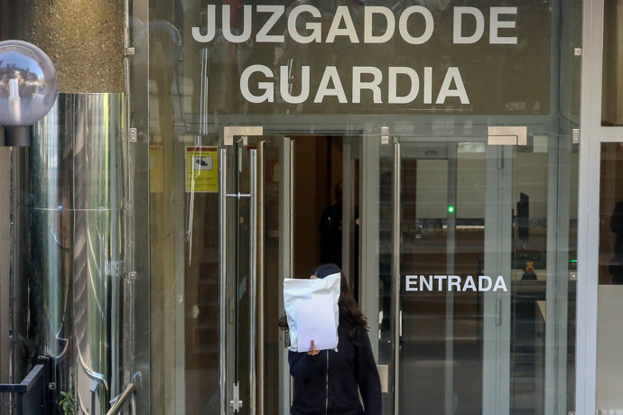 Concentración de la organización arran en los juzgados de Plaza de Castilla en apoyo a sus ocho militantes detenidos 