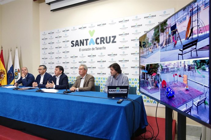 Presentación del plan de parques infantiles